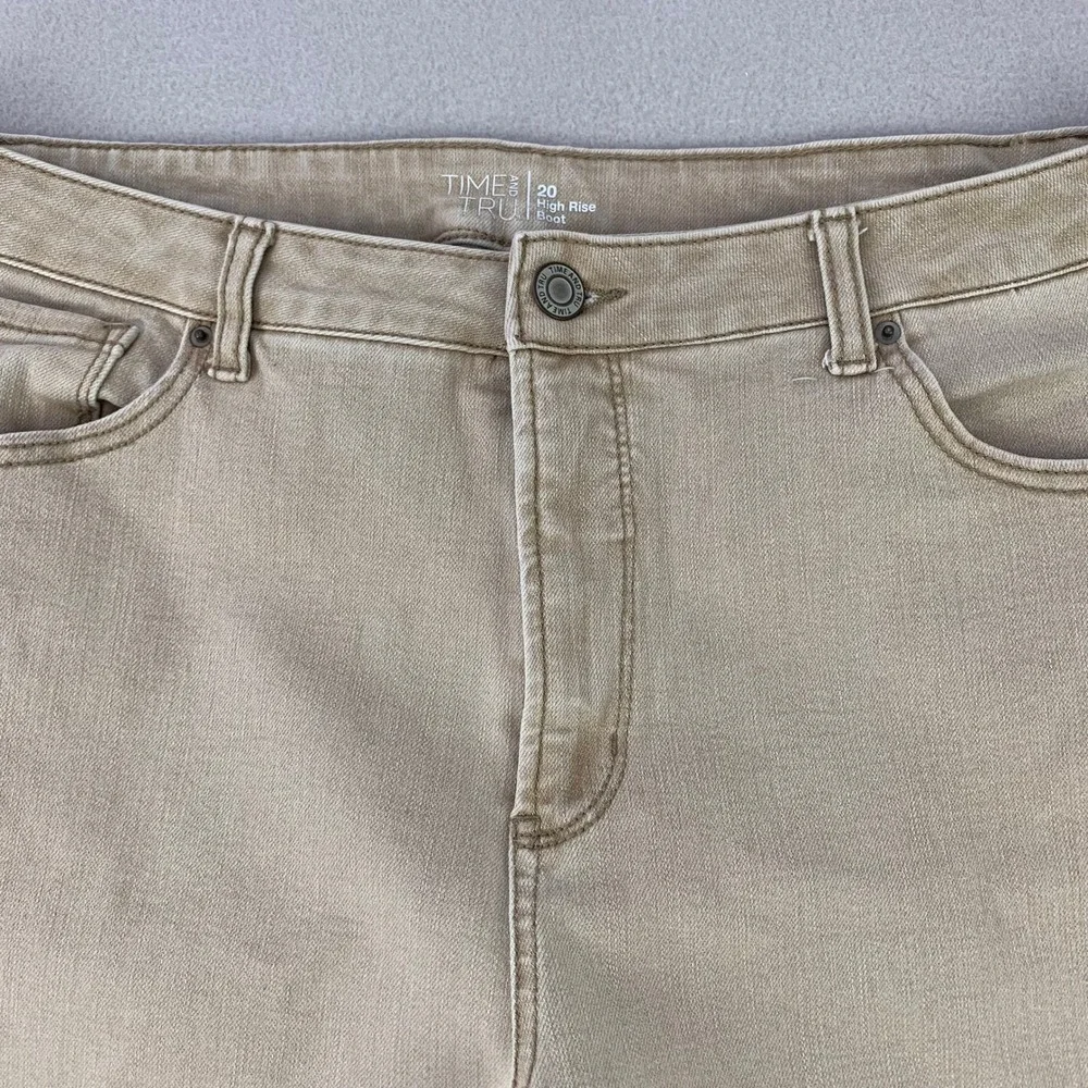 Time and Tru High Rise Bootcut Jeans Women 20 Tan Khaki Casual Stretch Denim